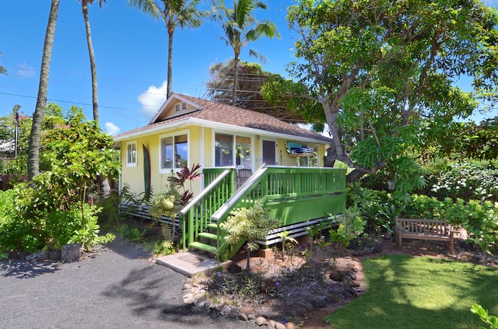 17 Palms Kauai 2 Tropical Cottages 1 Blk to Beach