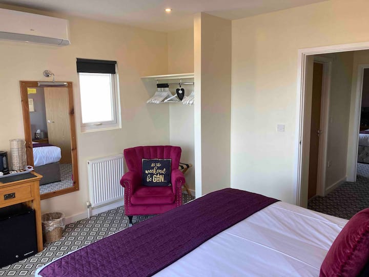 Seaview Family Suite W/balcony | The Quies Hotel - 紐奎