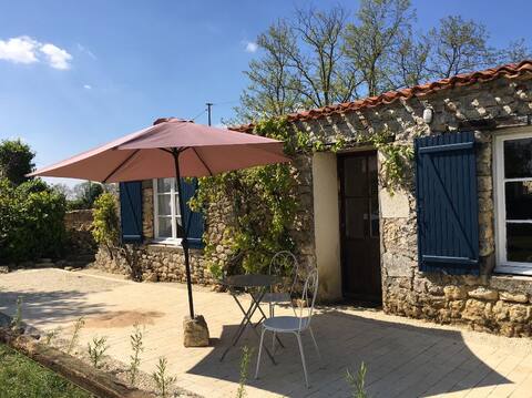 Le Petit Toit Gîte at La Charpenterie