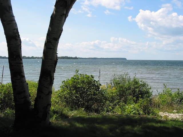 Door County Waterfront Cottage