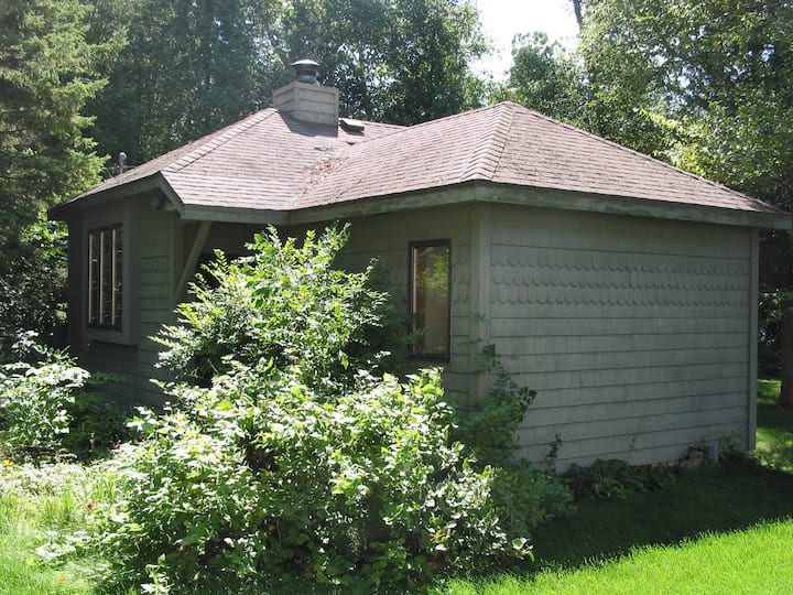 Door County Waterfront Cottage