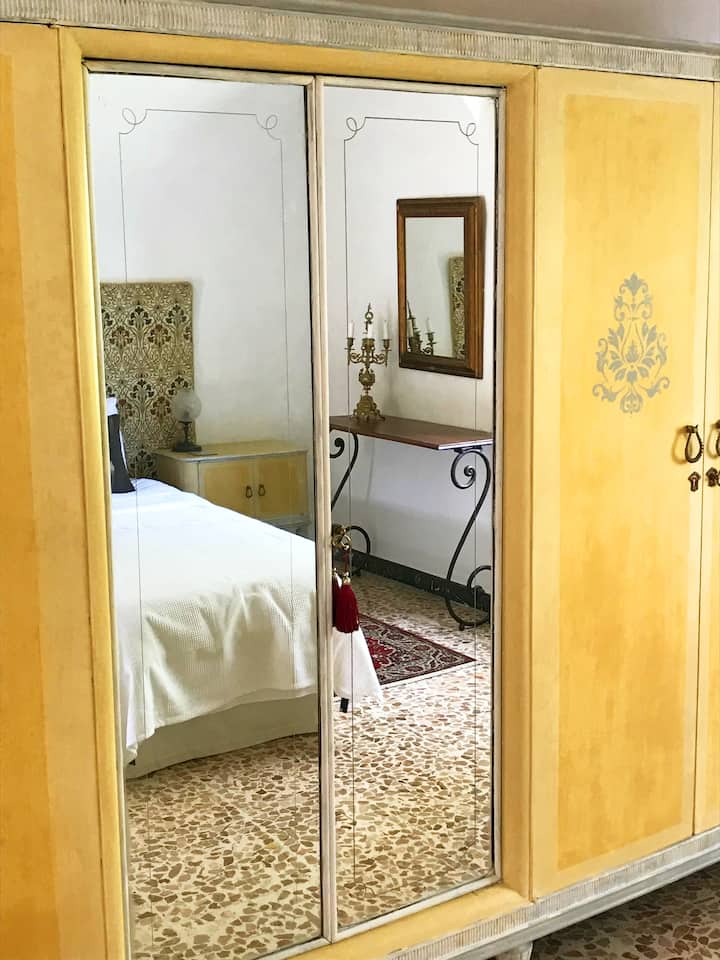 غرفة روما - الطابق الأول