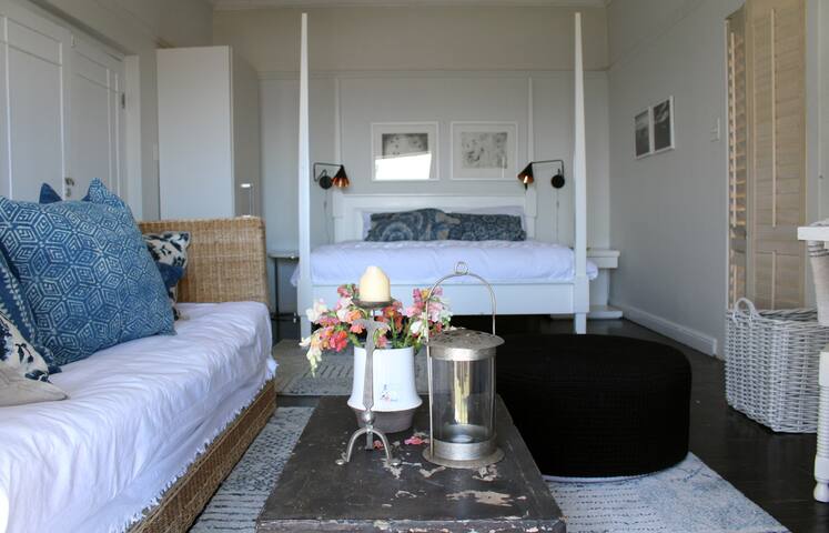 Casa vue ,great views , trendy area , greenpoint gallery image 3