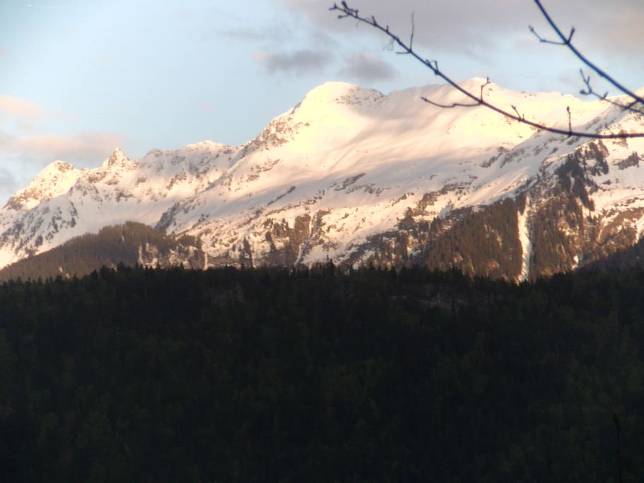 Le Mont Mirantin vu du Salon