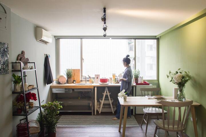 頂樓獨立套房 超舒適與設計感絕佳的工作室 夜市美食天堂 歡迎劇組拍攝 網美外拍 限月租 Apartments For Rent In Da An District Taipei Taiwan