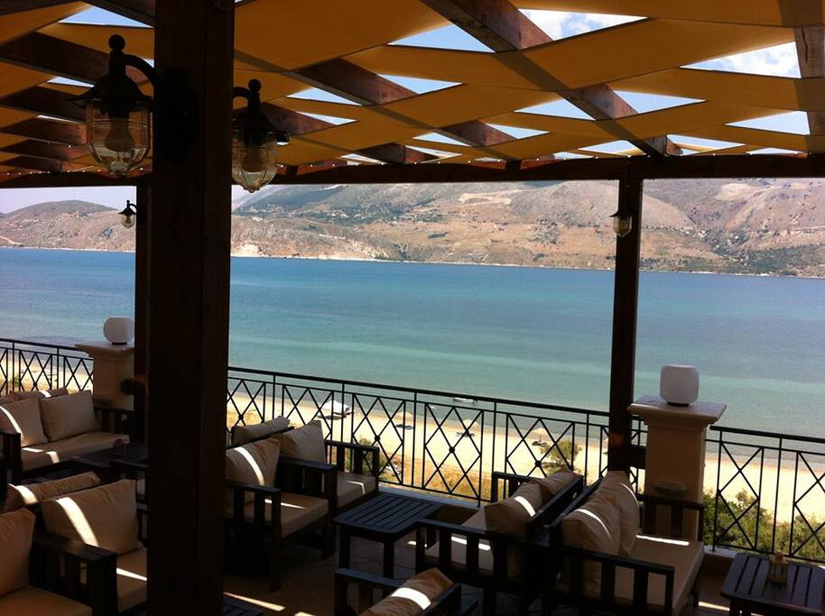 Bar - Restaurant