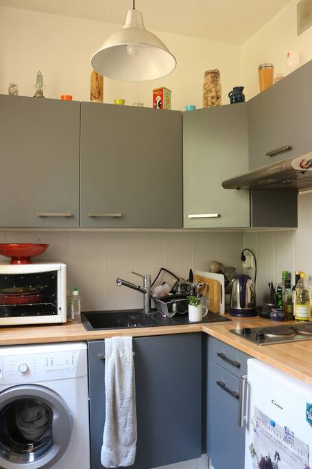 CuIsine équipée et fonctionnelle.