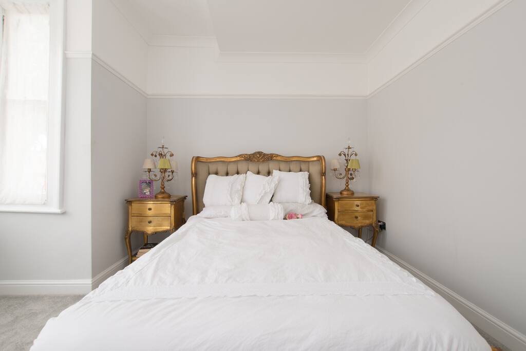 Amazing double bedroom