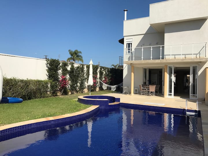 casa com piscina