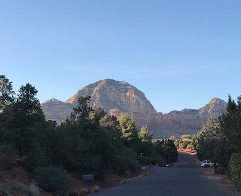 Top performing Airbnb: Dayz in Paradize, 2 room studio, Walk to trails! in Sedona