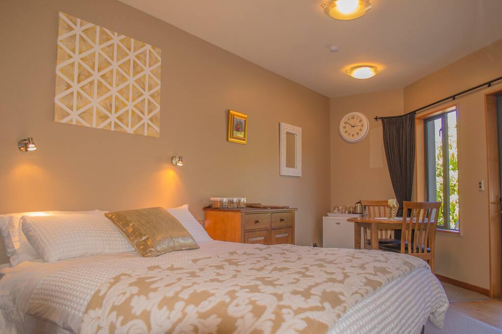Private, quiet and cosy