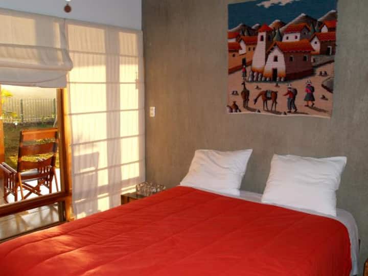 Moja ya vyumba vinne vya watu wawili