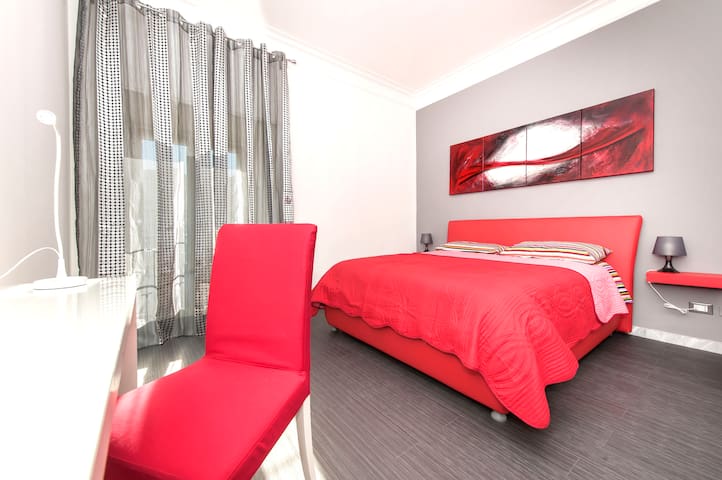 St Peter-Big apart in front of Dome gallery image 5