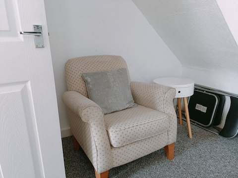 Top Airbnb: Wavertree House, Easy Commute to City Centre in Picton