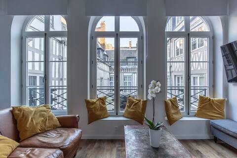 Zen Suite - Jacuzzi - Parking - Historic Center