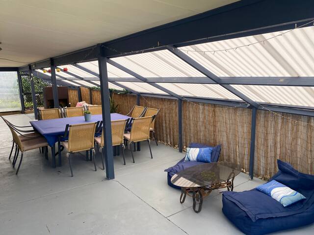 Classic Lancelin Holiday House gallery image 3