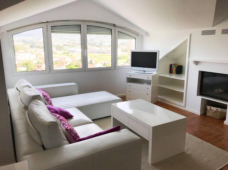 Salón-Comedor muy luminoso