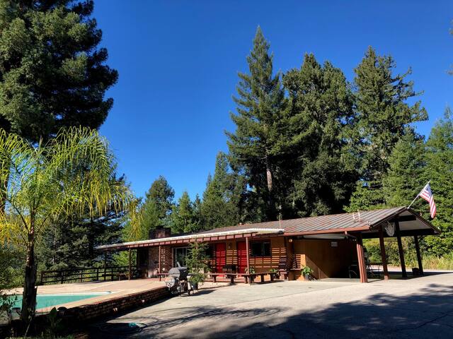 The Hacienda- Santa Cruz Mountain Ridgetop Retreat gallery image 2