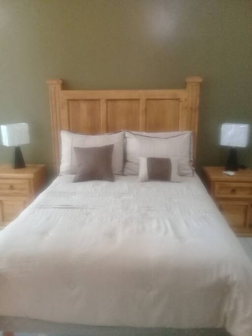 CAMA MATRIMONIAL / FULL BED