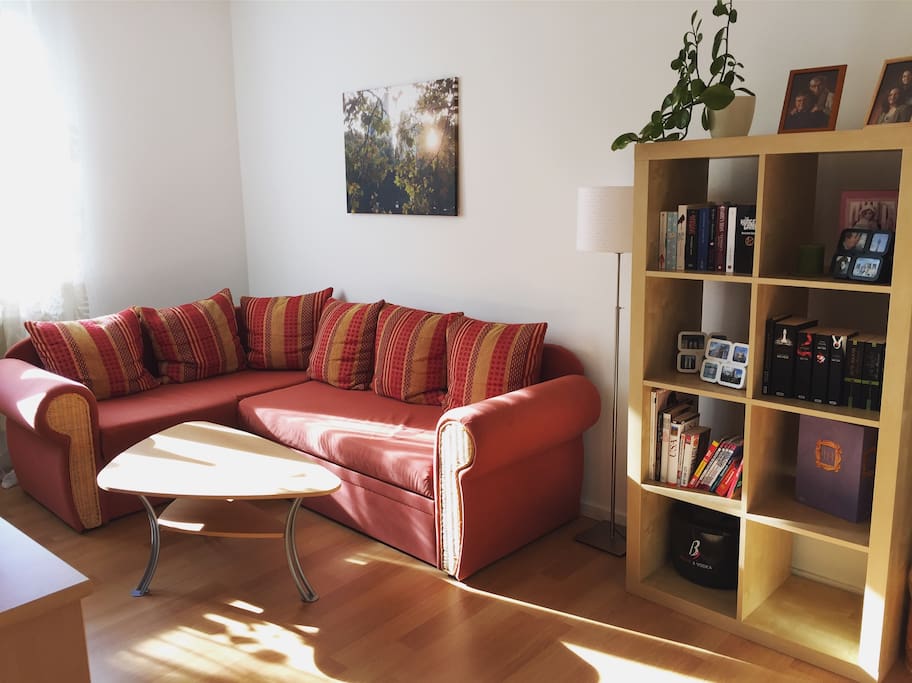 Private guest room with double day bed / privates Gästezimmer mit Schlafsofa für 2