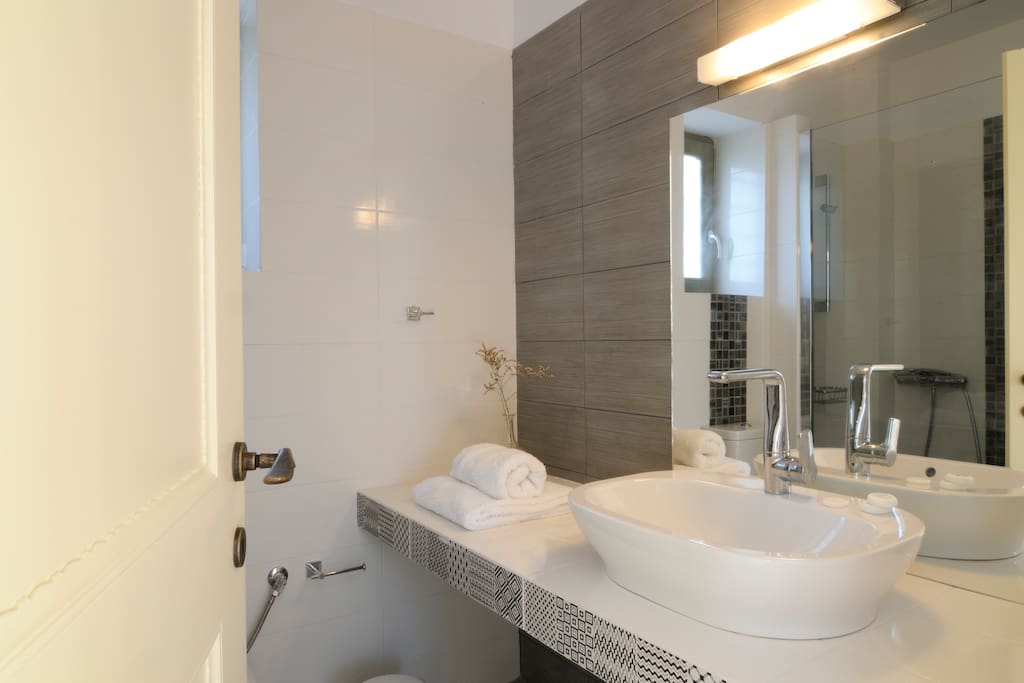 bathroom at the first floor same for both villas