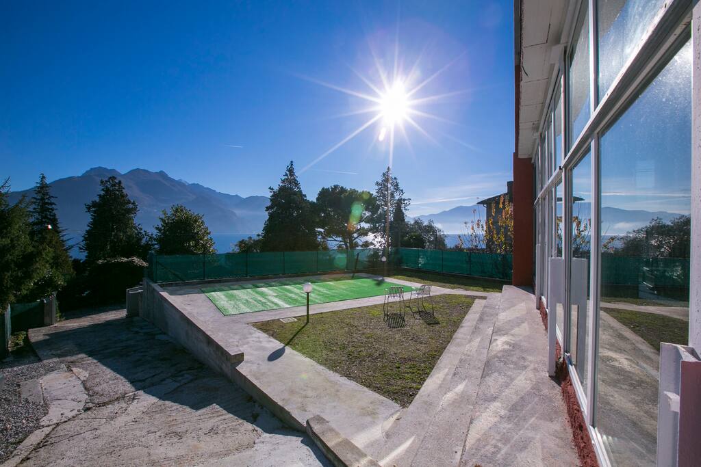 Wonderful view on the lake and the mountains 50 meters from the water