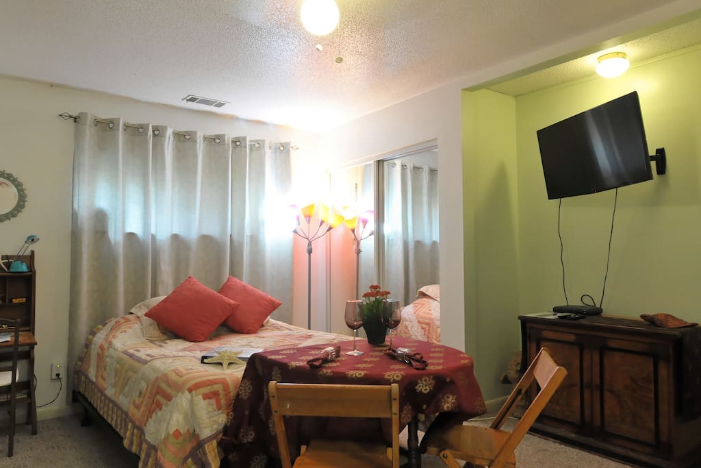 Gate leg table (seats 2-4) opens up for at home dining.