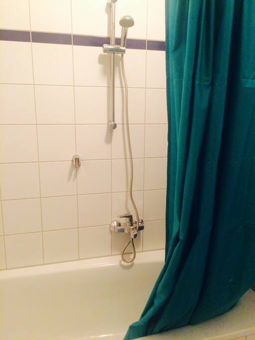 Dusche/Badewanne