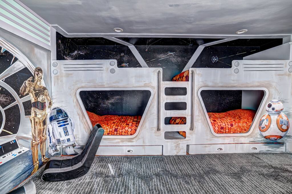 Custom built-in bunk beds sleep 6 Jedis :) TV and DVD player too!