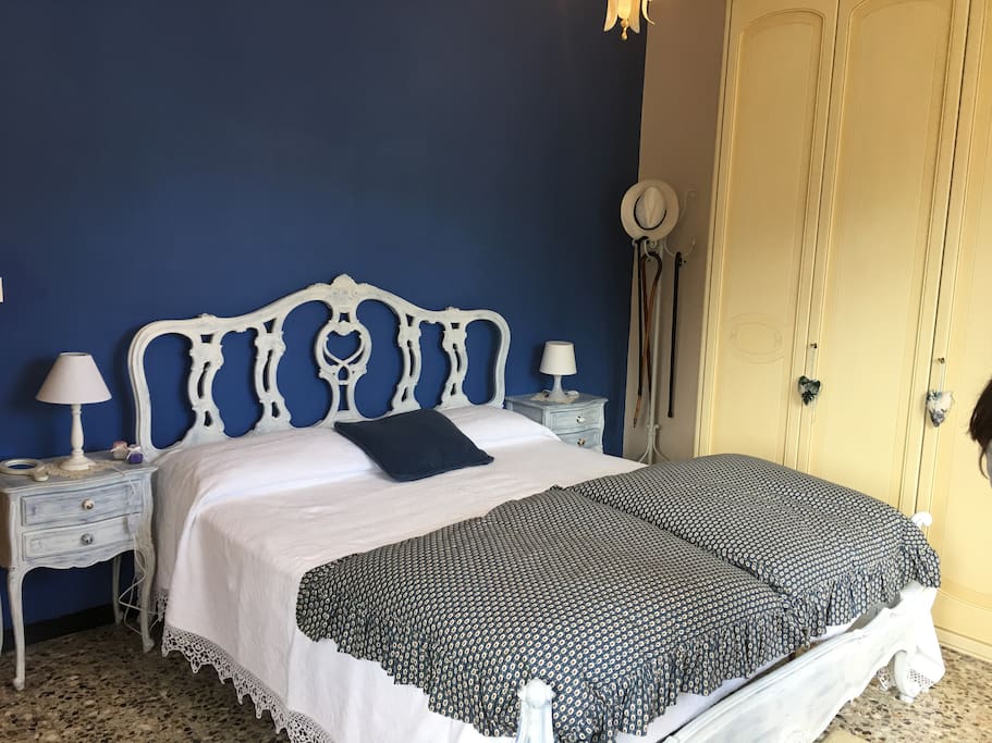 Bedroom-2 with double bed
