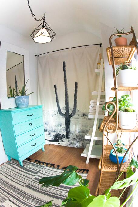 Dresser for guests use, towels provided.