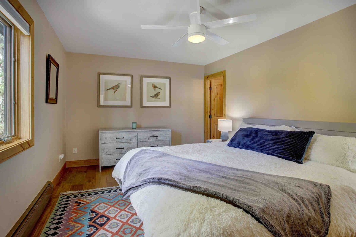 חדר שינה מס '2 עם חדר רחצה פרטי