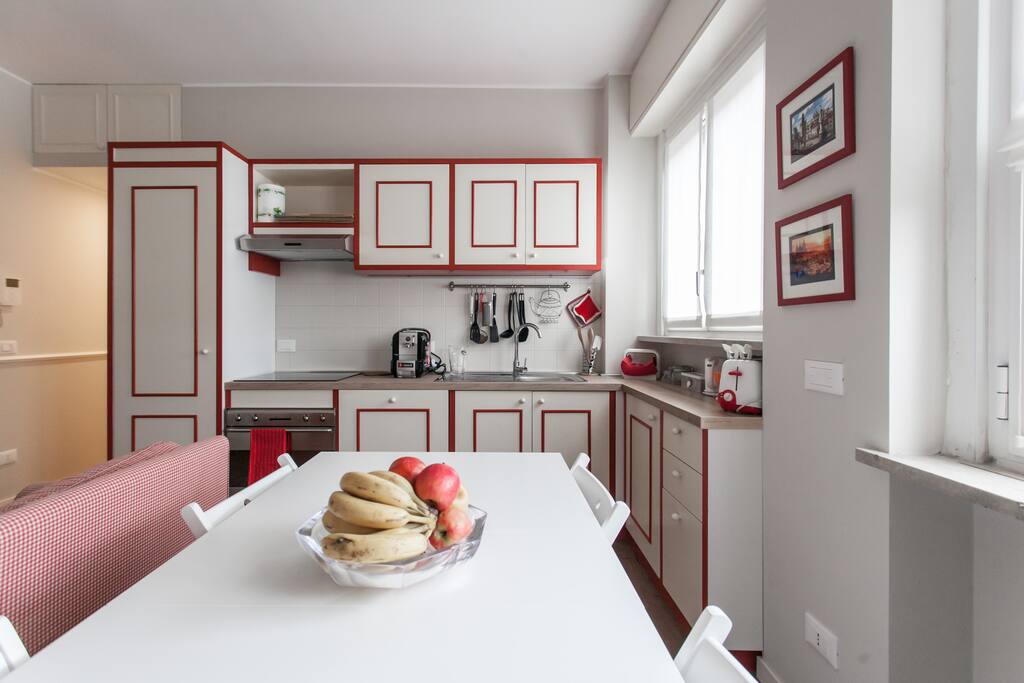 Living area: double bed & sofa, TV - equipped kitchen & dining table x4