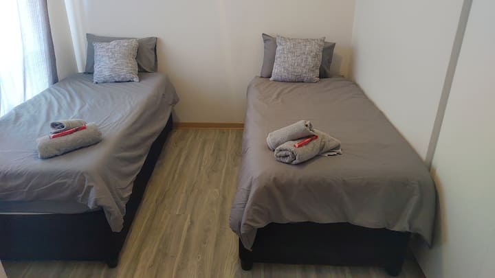 第二间卧室。2张床