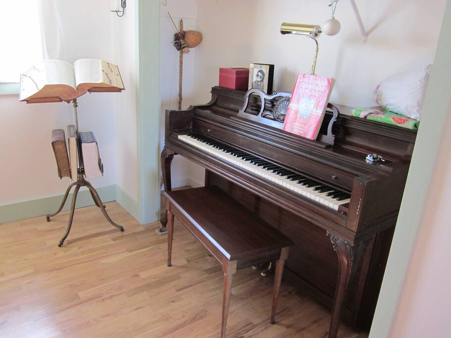 piano nook in 'the study' - help yourself!