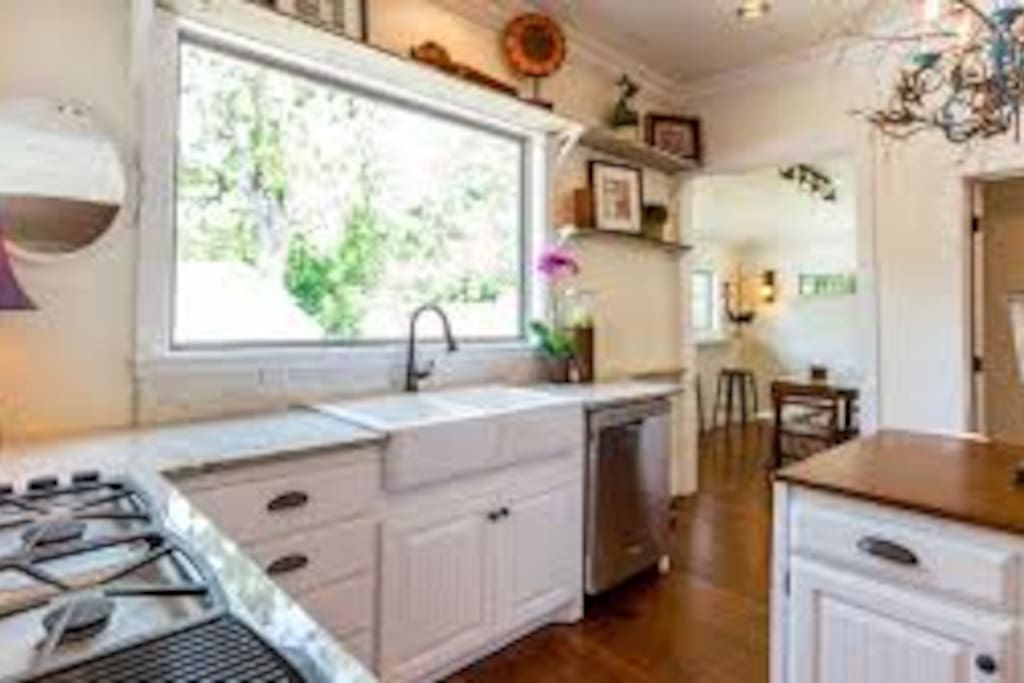 Gourmet Kitchen!