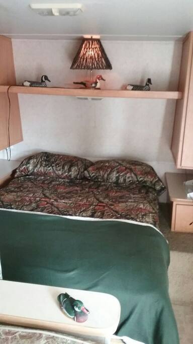 comfortable full size bed