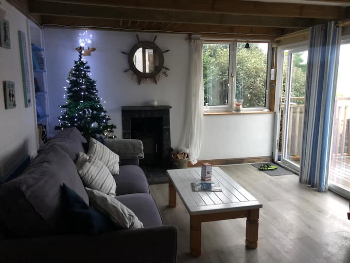 Porthtowan Beach Surf Cottage - Porthtowan Beach