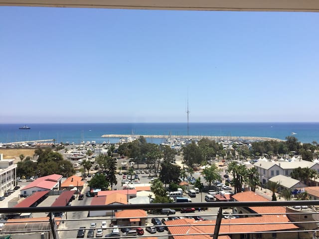 Laila's Luxury Seaview Apartments (606)