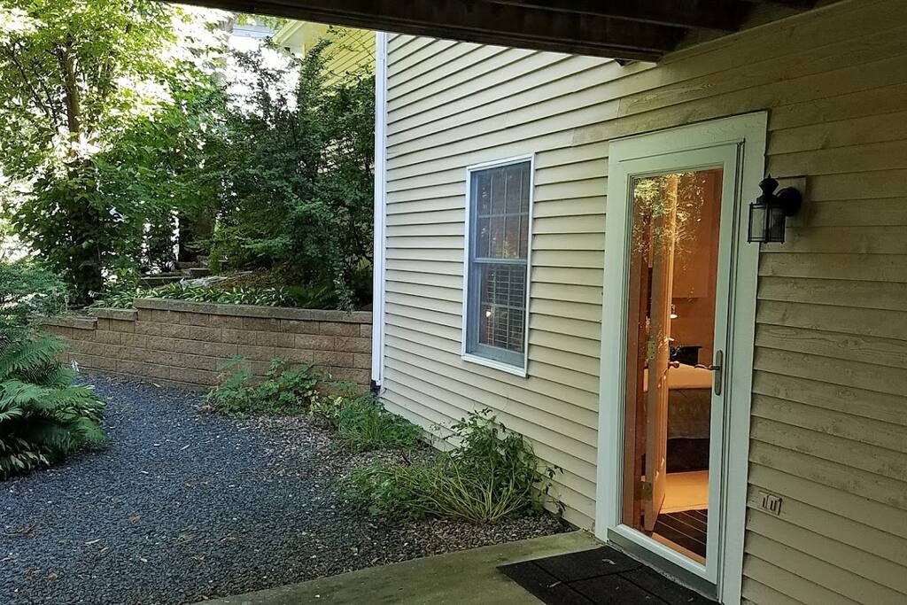 Entrance to Studio Apartment