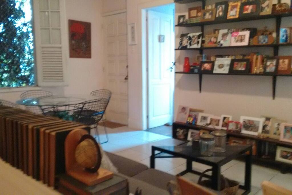 Sala de Estar entrada do quarto
