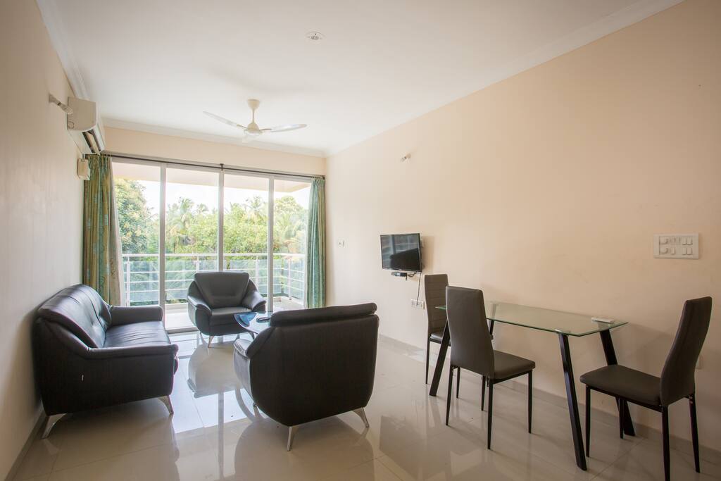 Hall + dining space