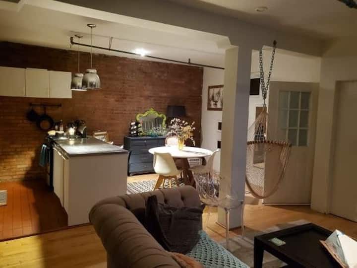 Williamsburg, Brooklyn Vacation Rentals Apartments and More Airbnb