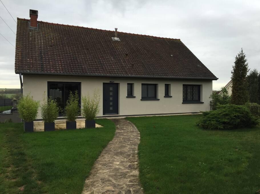 Pavillon au calme à la campagne