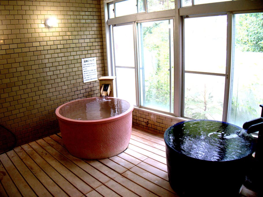 温泉浴場1
Hot spring bathhouse1