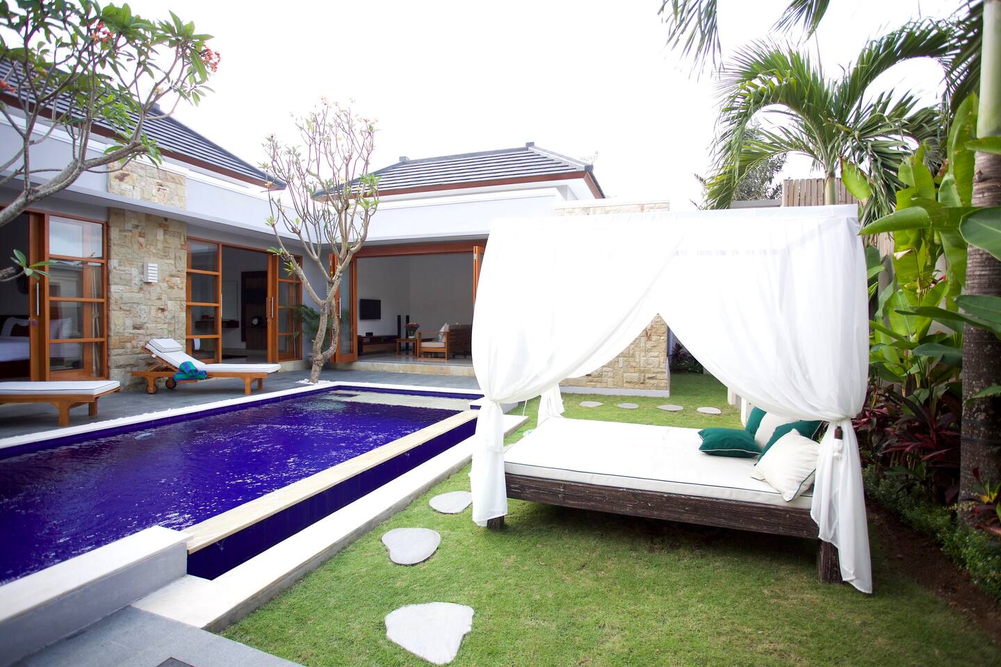 Gorgeous Villa Voyage 2 In The Heart Of Seminyak Villas For Rent In Kuta