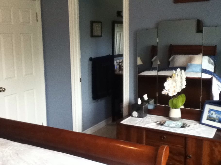 Elegant bedroom