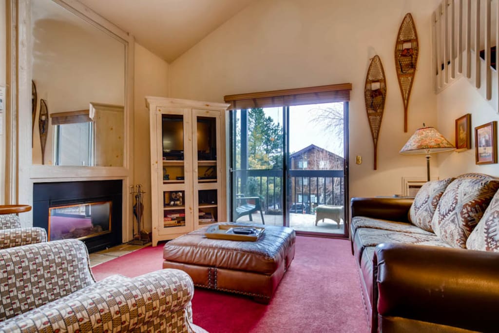 Red Pine #Z5 Living Area