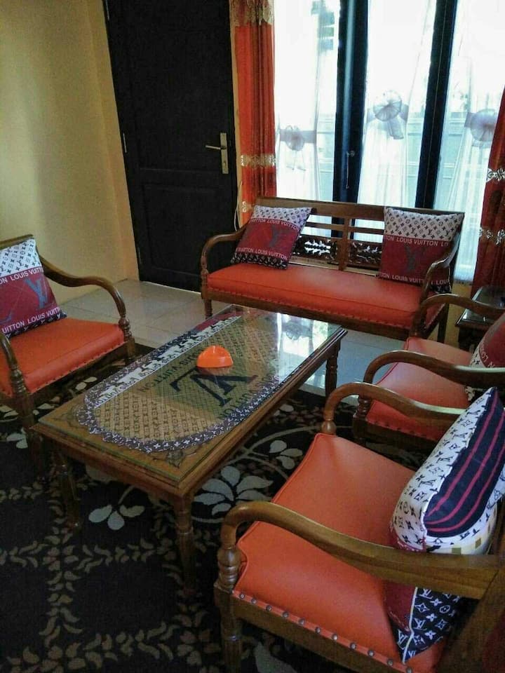 Yasmin House - Banjarmasin