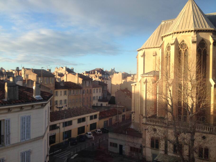 vue du salon et de la chambre 1